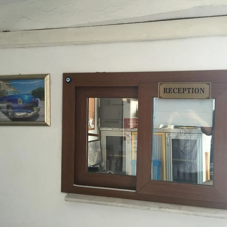 Hostal Findik Pansiyon Esmirna