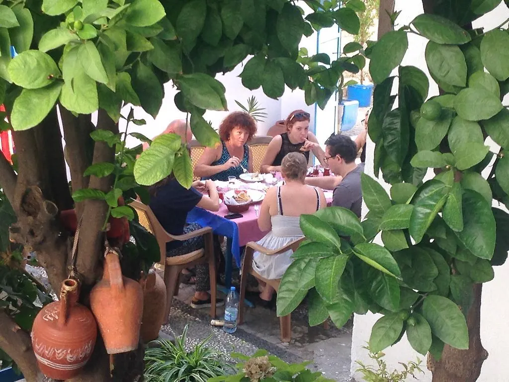 Hostal Findik Pansiyon Esmirna
