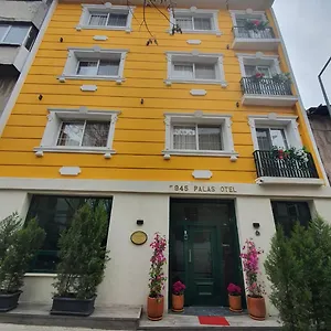 Hotel St945, Esmirna